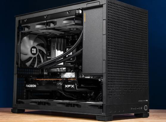 首款搭载SteamOS系统第三方台式机PC亮相 今后或许还有更多